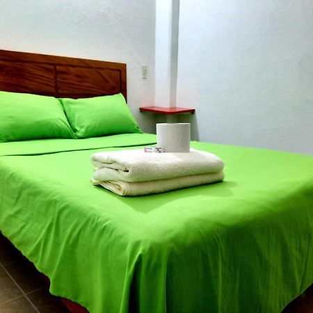 Cataviento Hotel Tecoanapa エクステリア 写真