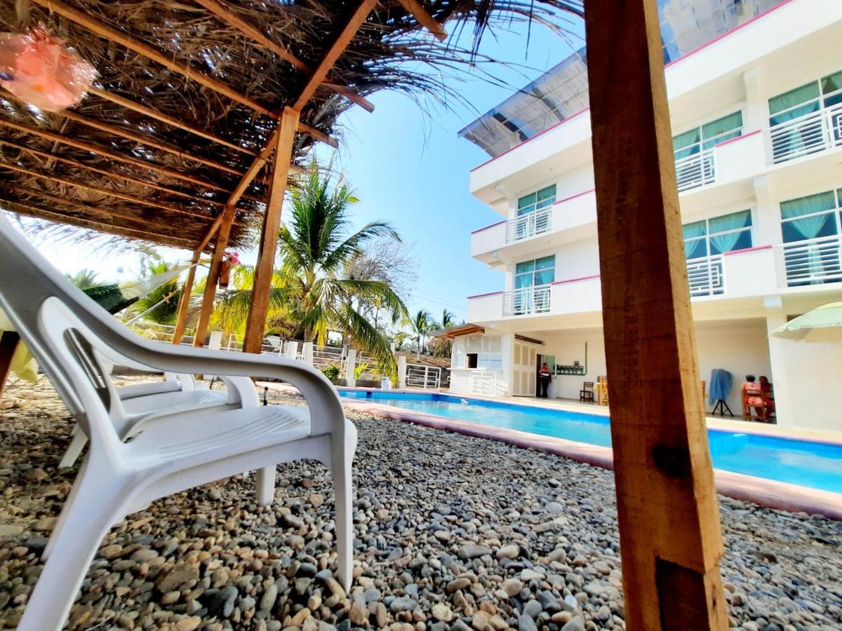 Cataviento Hotel Tecoanapa エクステリア 写真